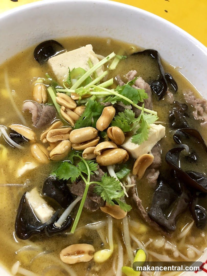 Noodle Soup with Tofu and Peanuts