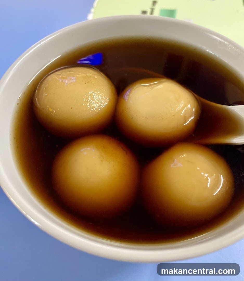 Sweet Soup with Tangyuan