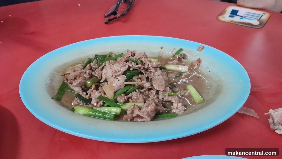 Yuet Loy Cooked Food