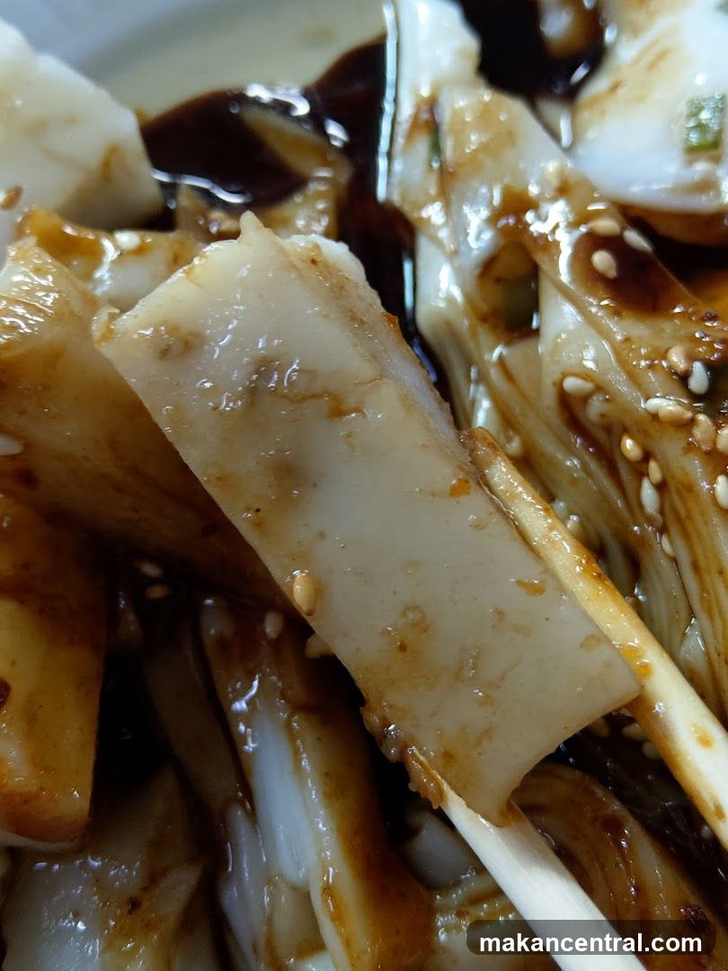 Cheung Fun with Sauce