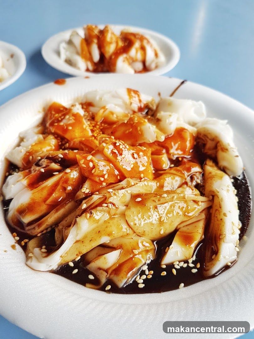 Chee Cheong Fun with Sauce