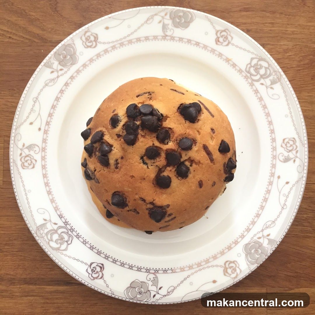 Chocolate Chip Cookie