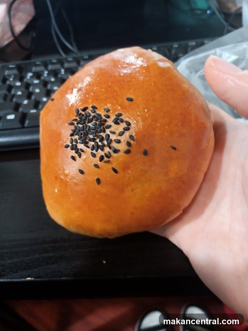 Baked Bun with Sesame Seeds