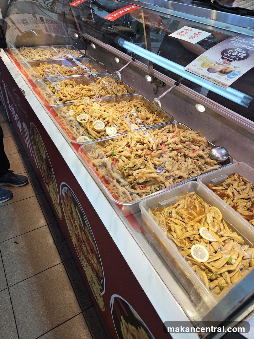 Fried Snacks Display