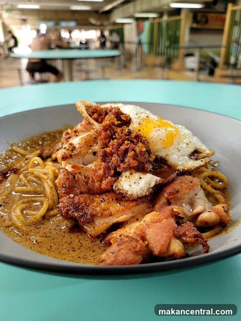 Noodles with Fried Chicken and Egg