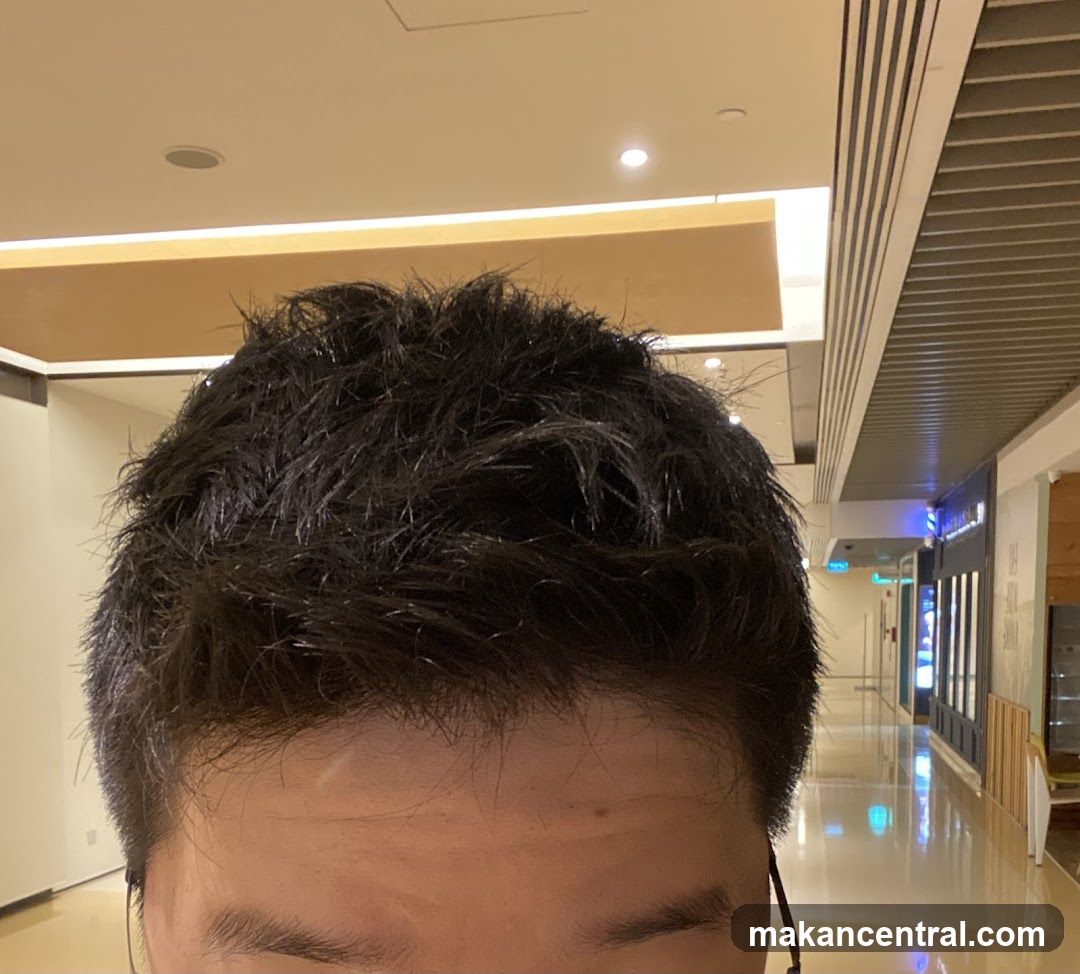 Man's messy hair