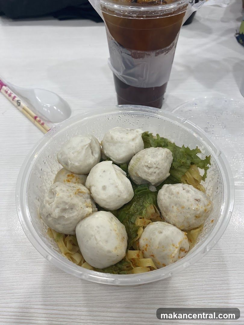 Fish Ball Noodles with Drink