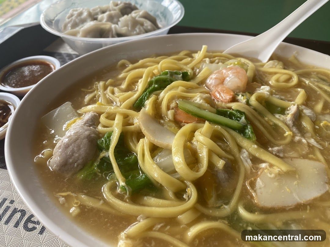 Noodles with Shrimp and Pork