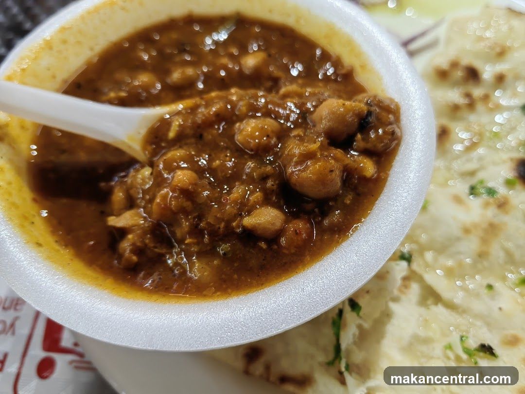 Chana Masala with Naan