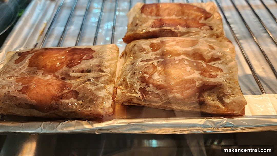 Food in Parchment Paper