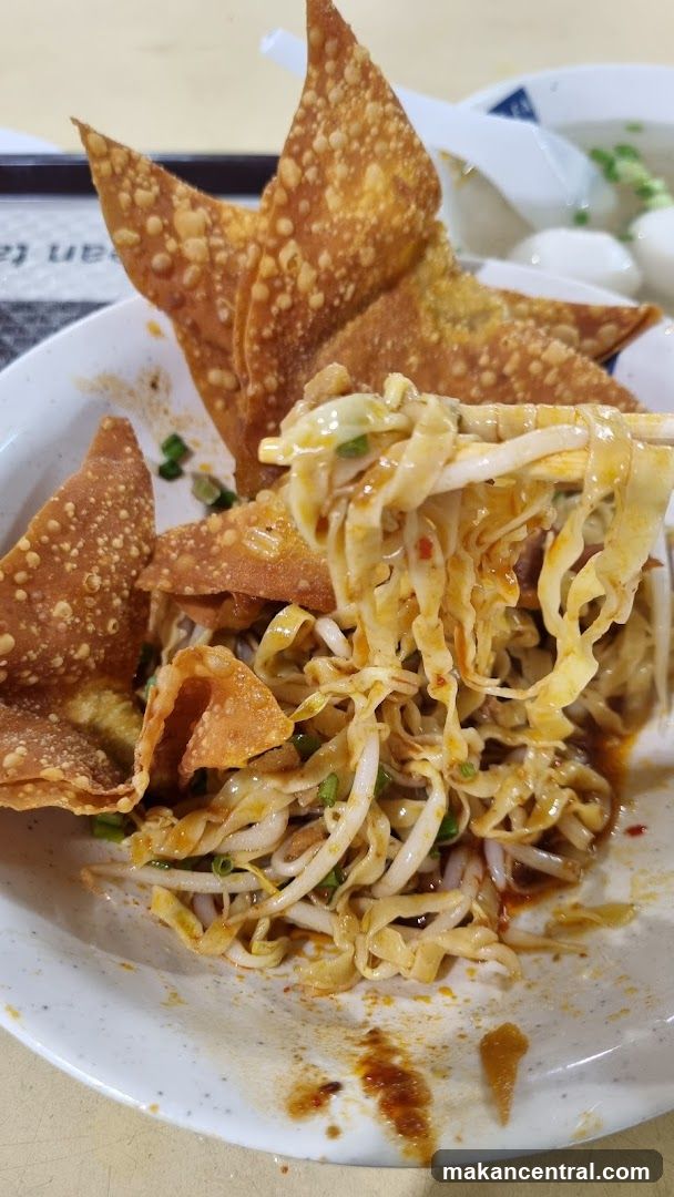 Noodles with Wontons