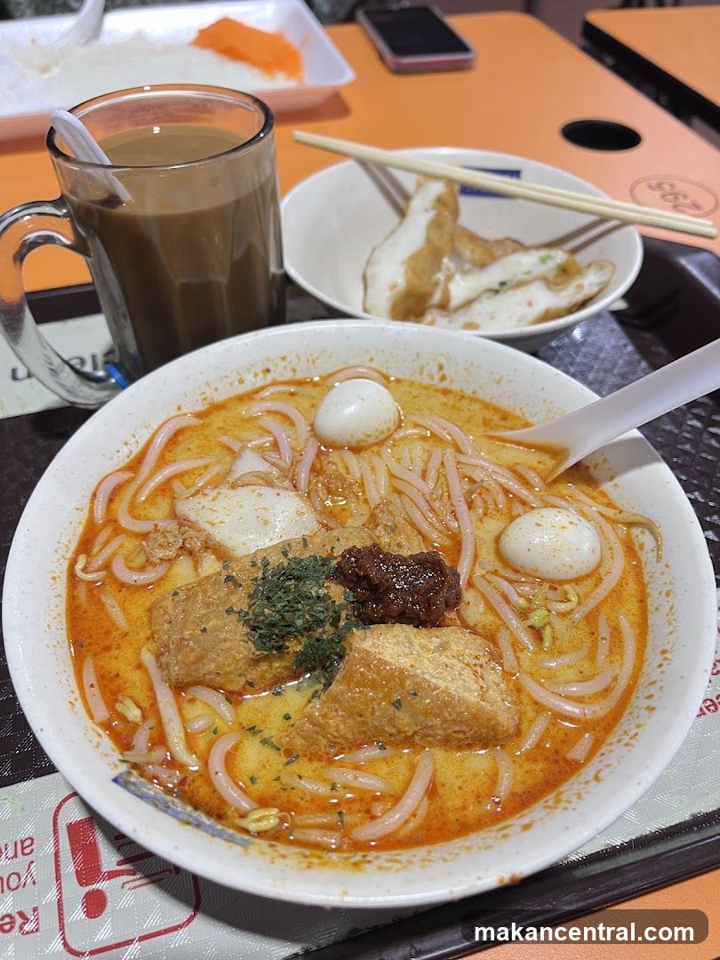 Laksa with Coffee and Fish Cakes