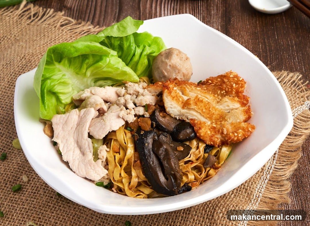 Noodles with Toppings