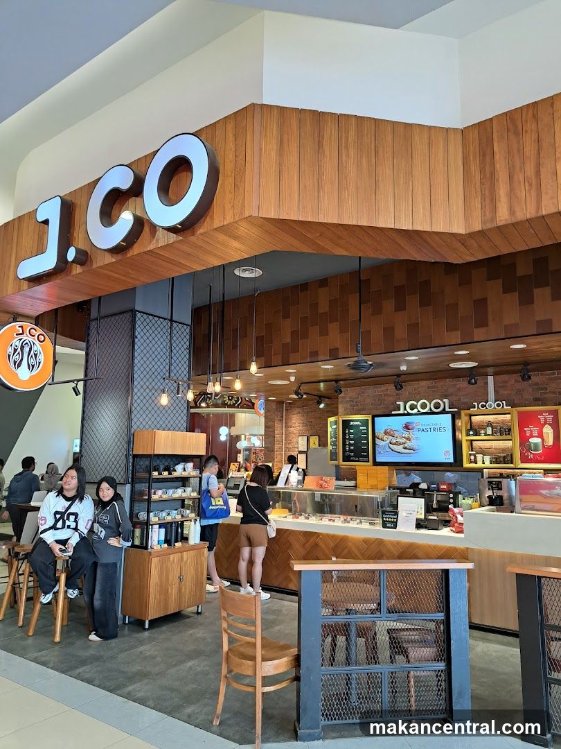 J.CO Donuts & Coffee
