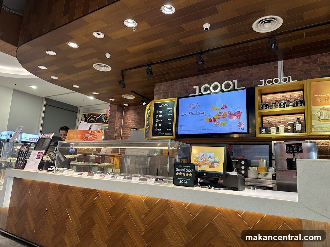 J.COOL Dessert Counter