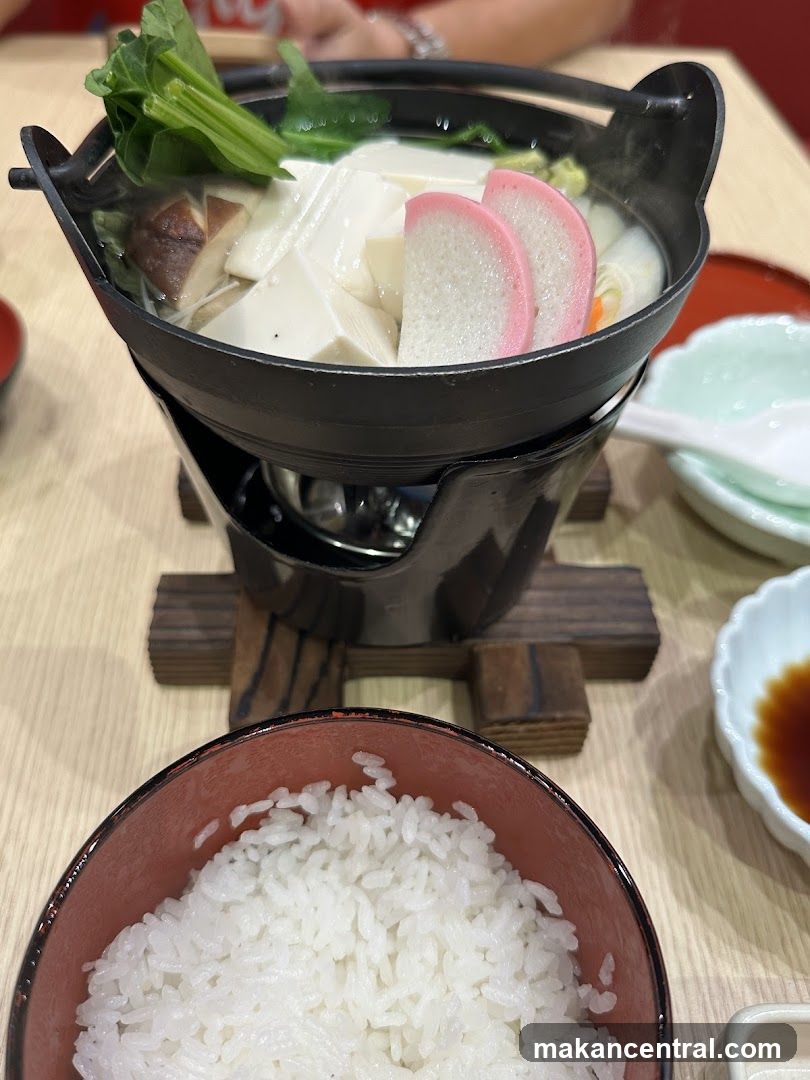 Hot Pot with Tofu and Fish Cake