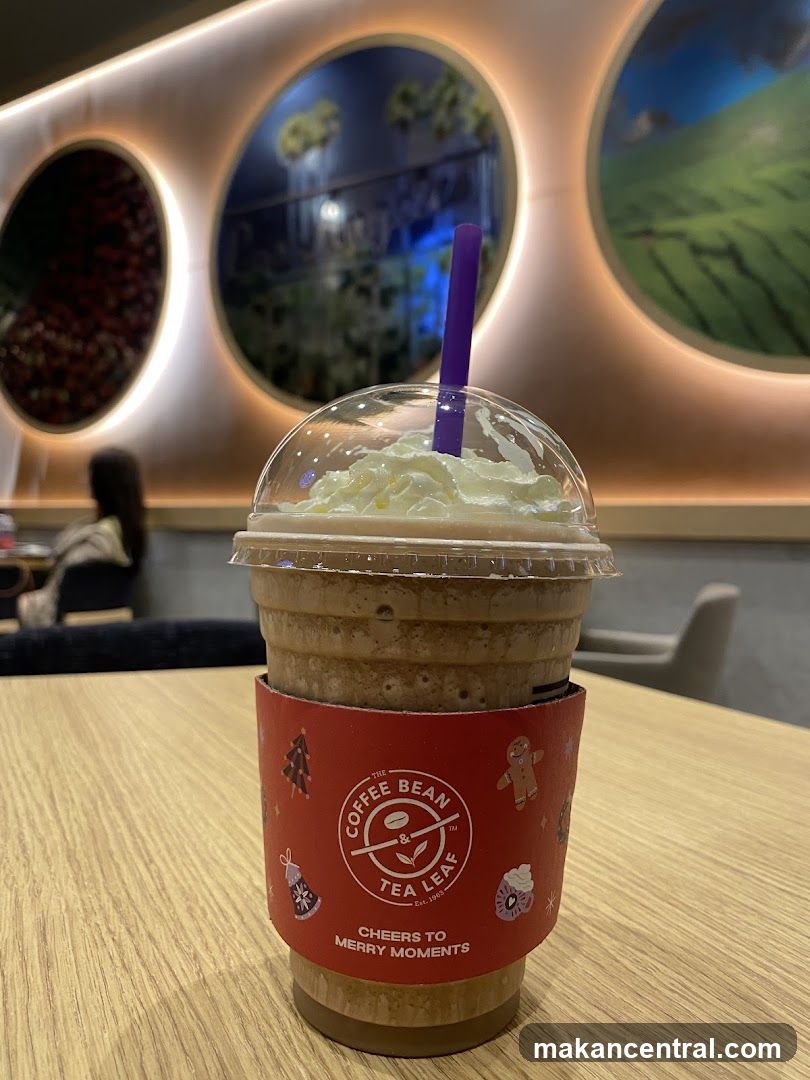 Coffee Bean & Tea Leaf Drink