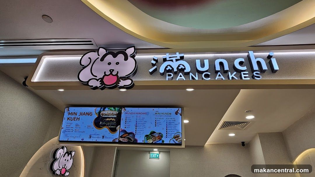 Munchi Pancakes Signage