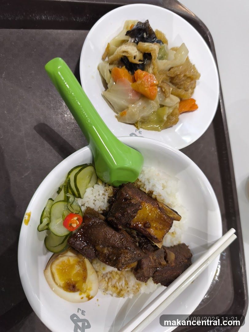 Braised Ribs with Rice and Side Dishes