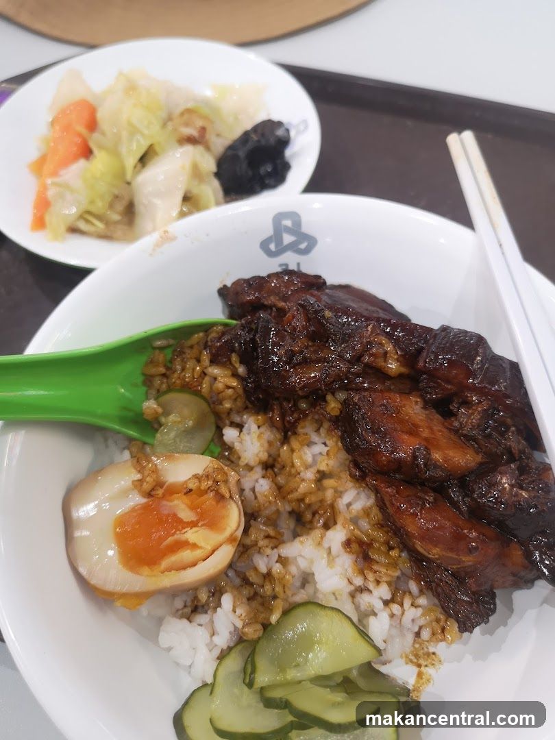 Braised Pork Rice with Side Dishes