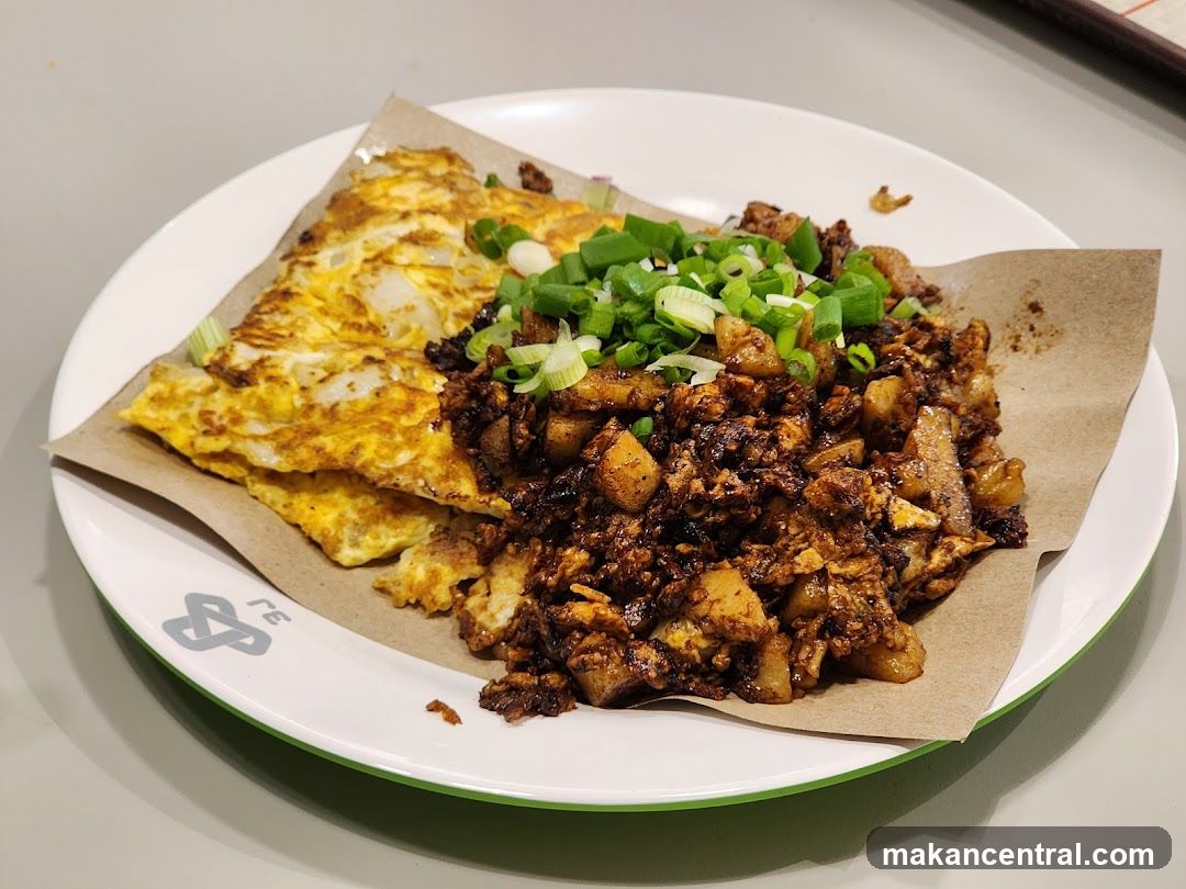 Fried Carrot Cake with Omelette