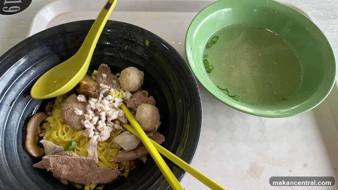 Noodles with Meat and Soup