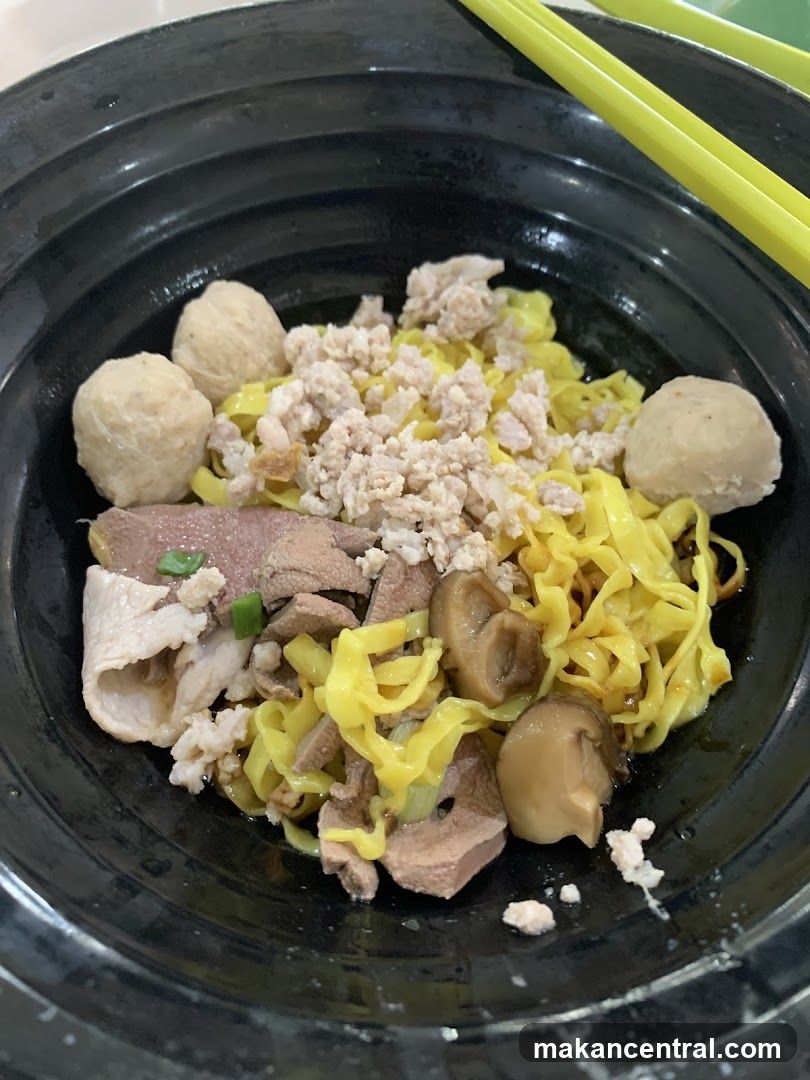 Noodles with Meat and Mushrooms