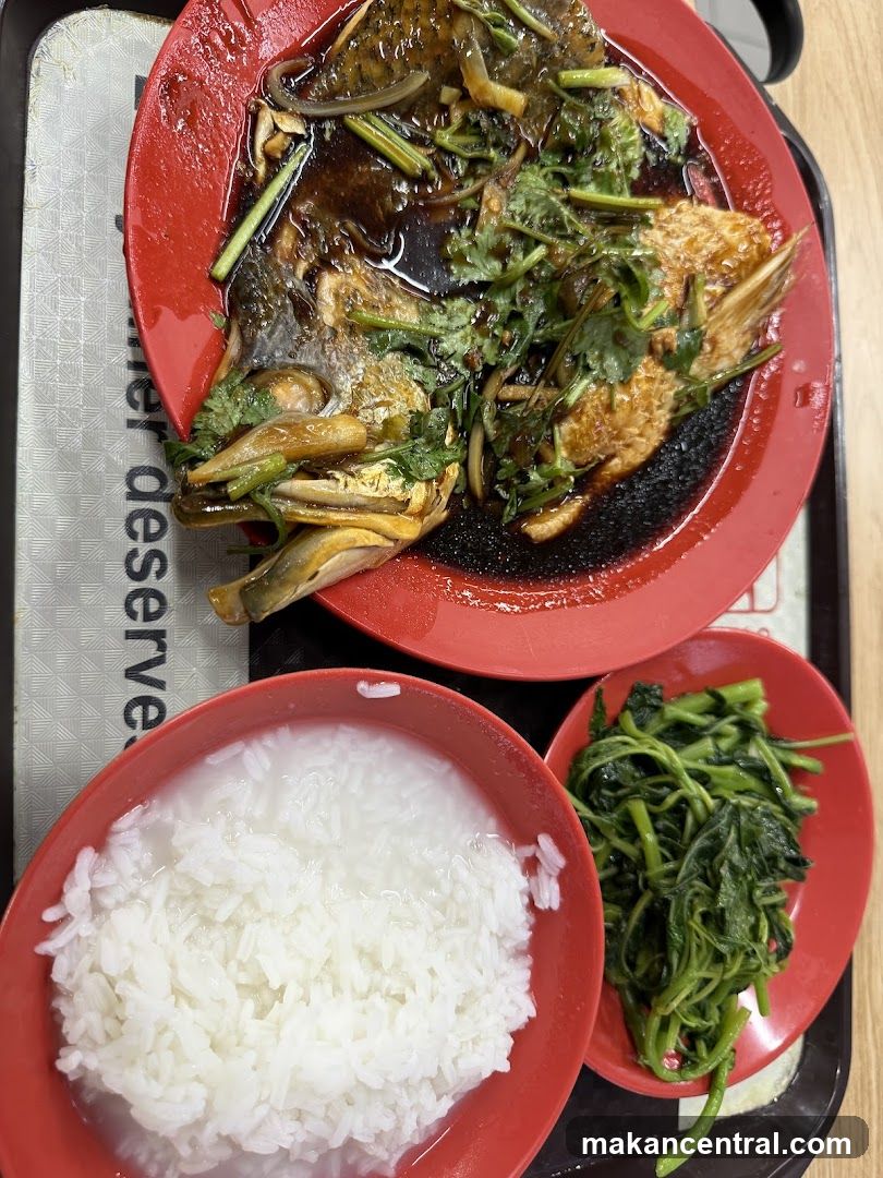 Steamed Fish with Rice and Vegetables
