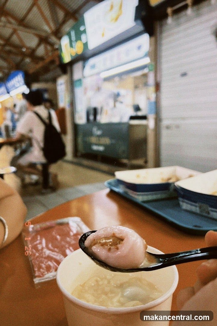 Dessert at a Food Stall