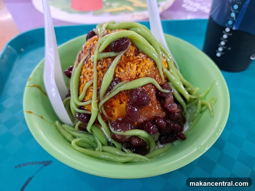 Dessert with Red Beans and Green Jelly