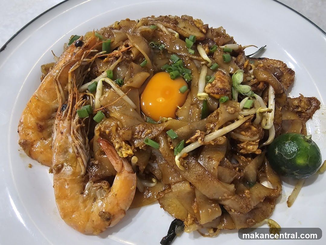 Char Kway Teow with Prawns