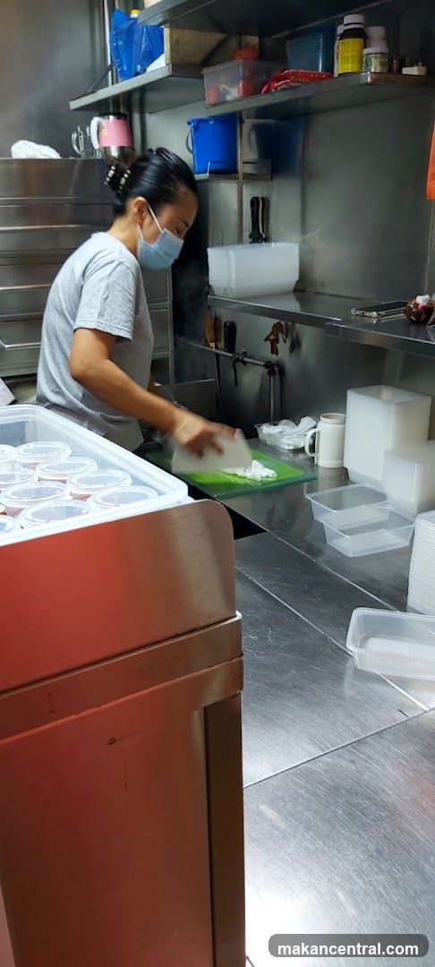 Food preparation in a commercial kitchen