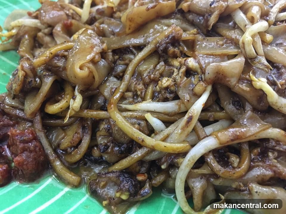 Stir-fried noodles with chili paste
