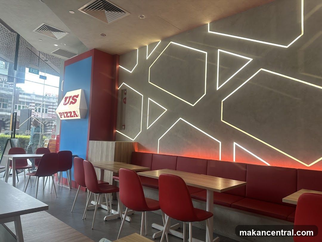 US Pizza Interior