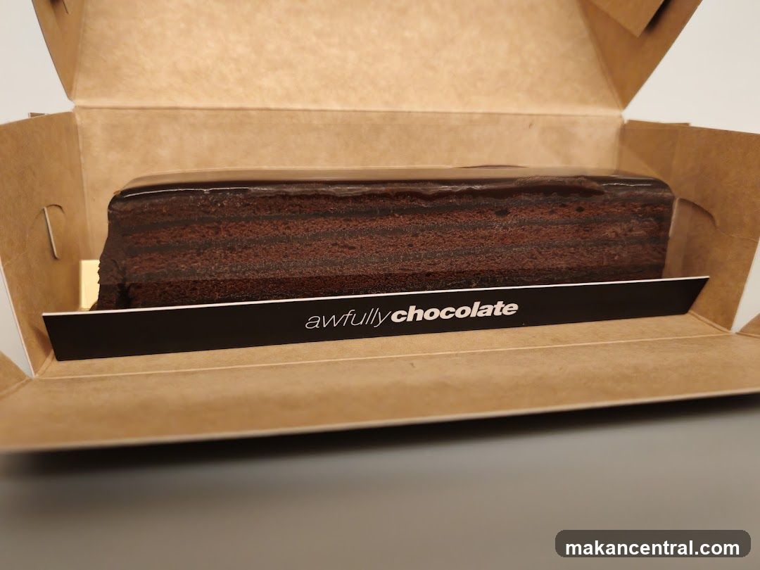 Chocolate cake slice in a box