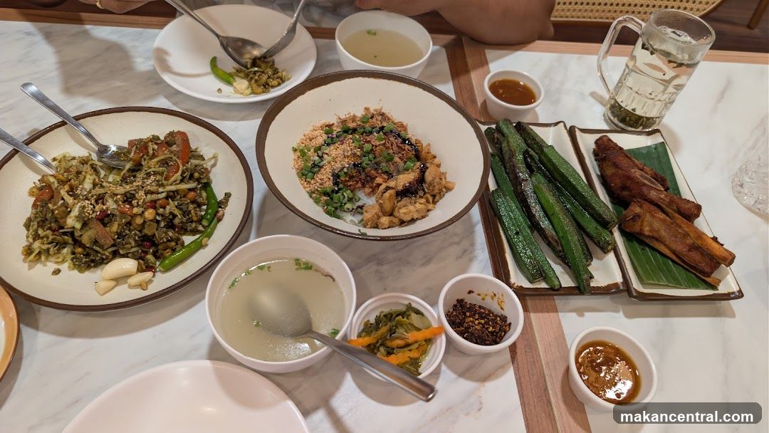 Table with various dishes and drinks