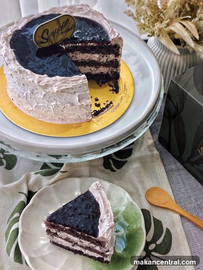Chocolate Blueberry Cake