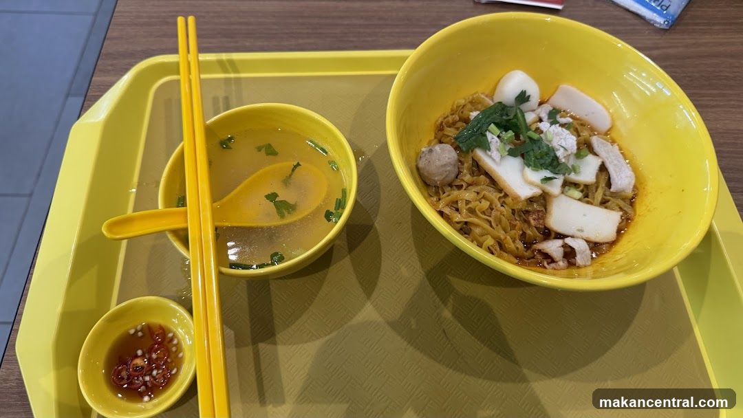 Noodles with Soup and Chili