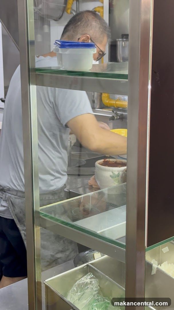 Food preparation in a kitchen