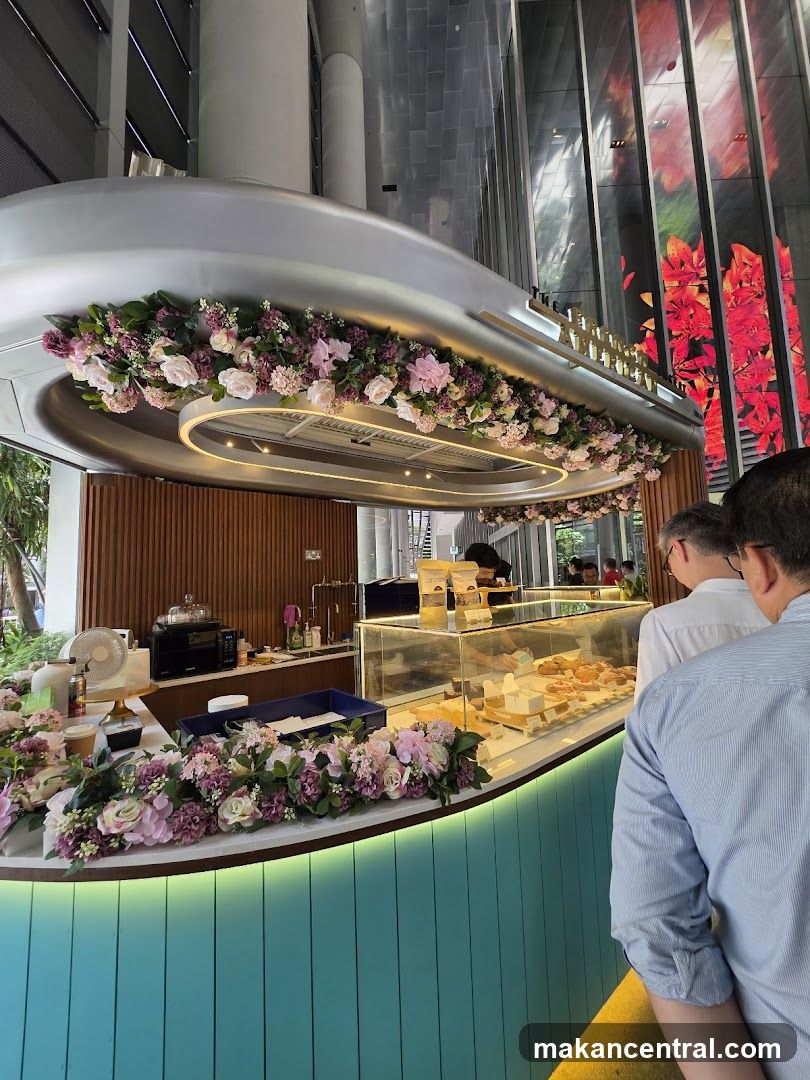 Dessert counter with floral decorations