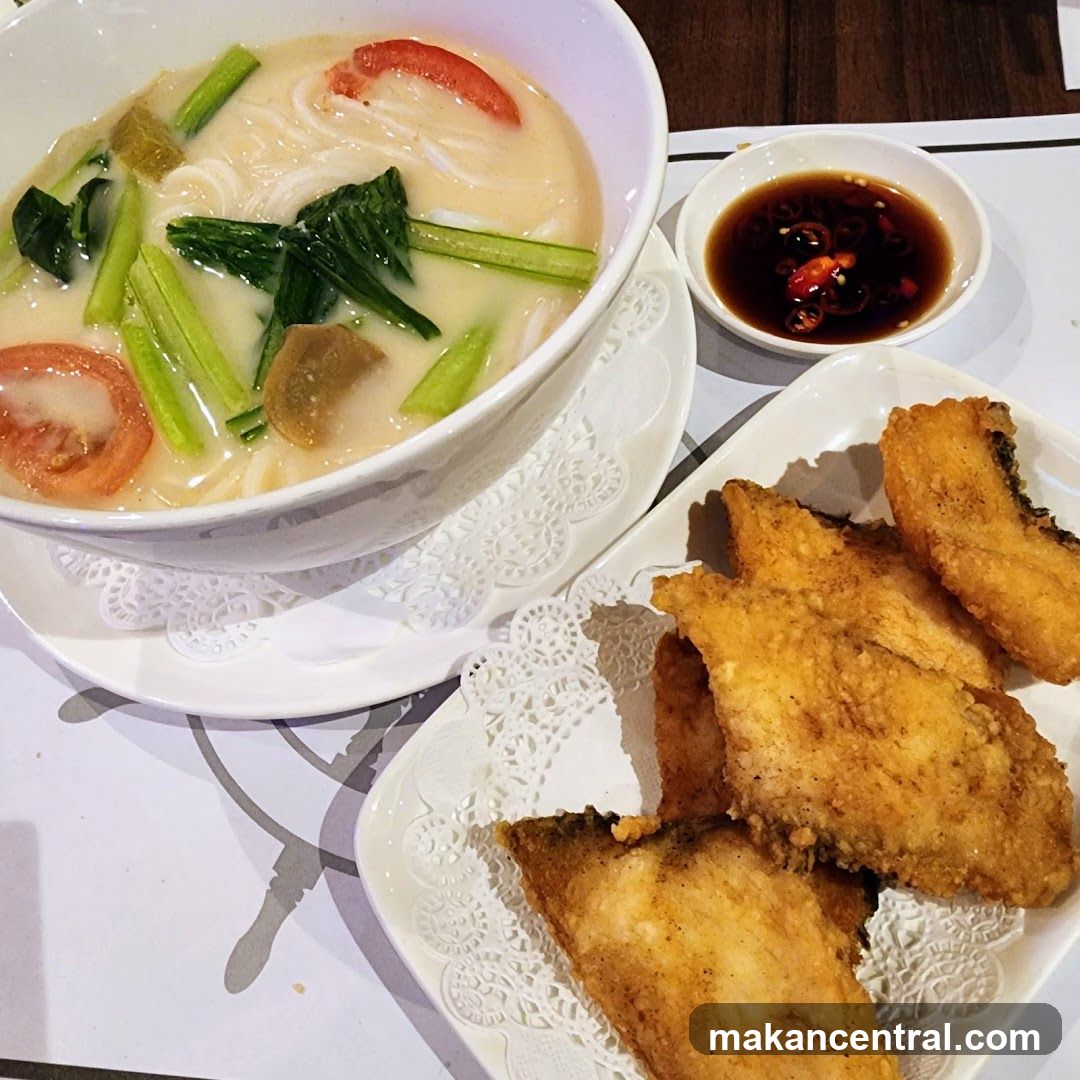 Noodle Soup and Fried Fish
