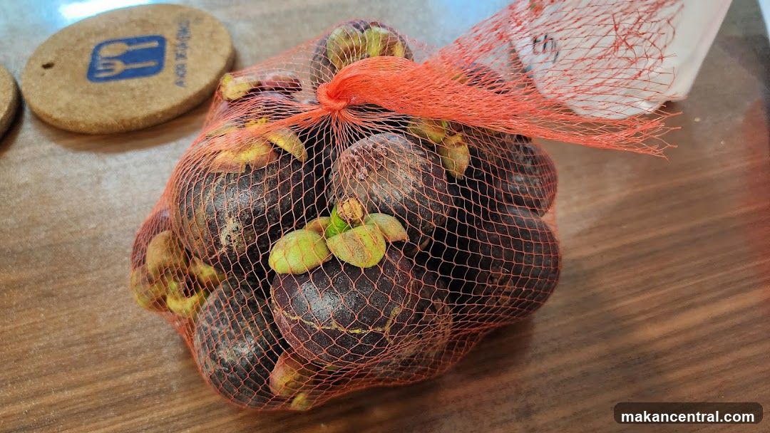 Bag of Mangosteens