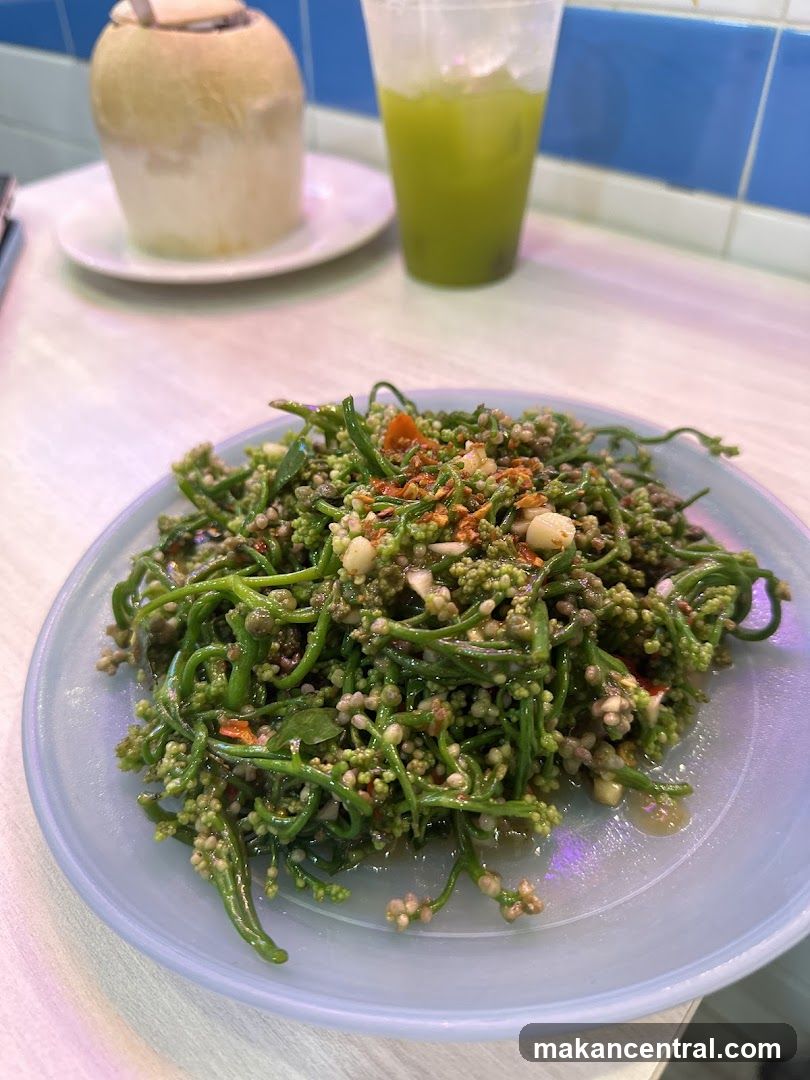 Stir-fried Vegetables with Coconut and Green Drink