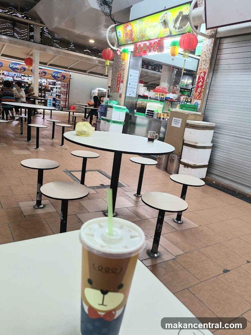Food stall with seating area