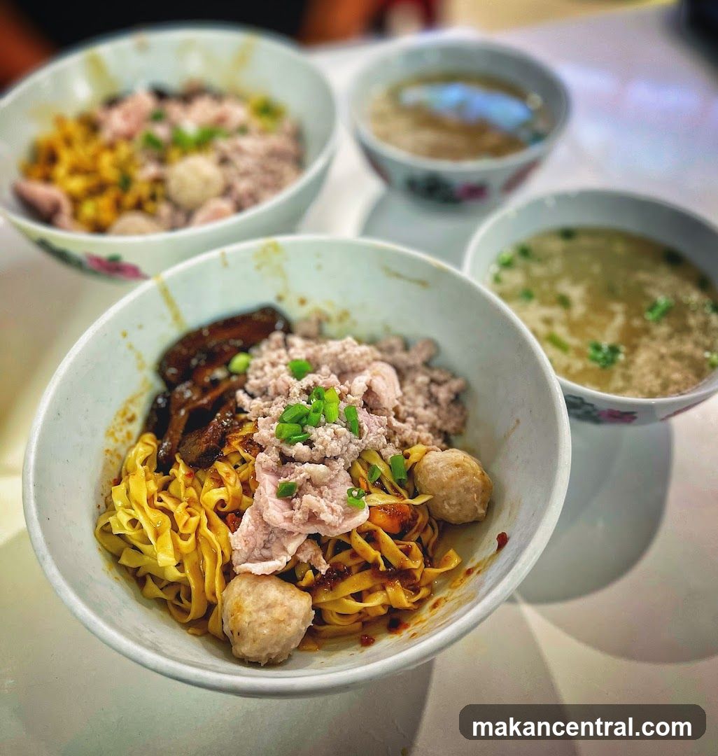 Noodles with Minced Pork and Meatballs