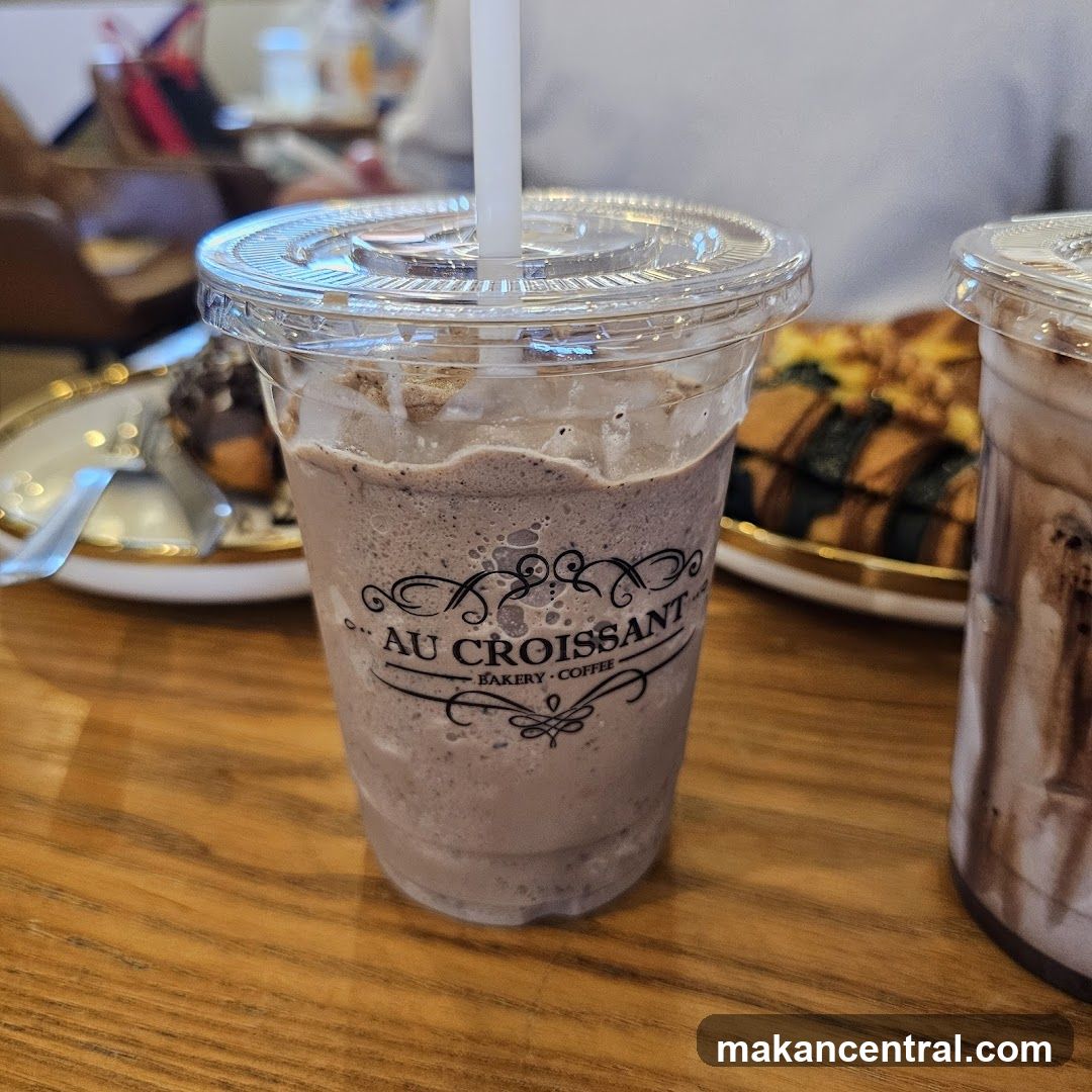 Chocolate Frappe with Pastries