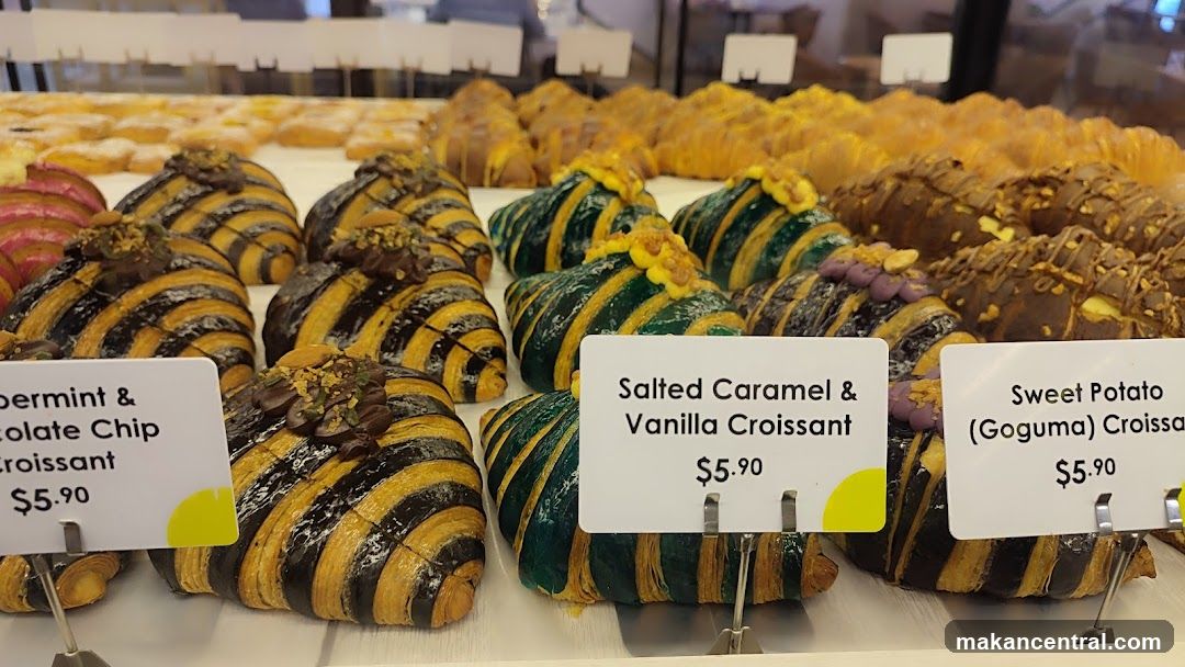 Croissants Display
