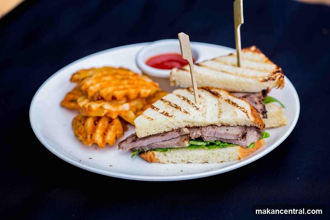 Sandwich with Waffle Fries
