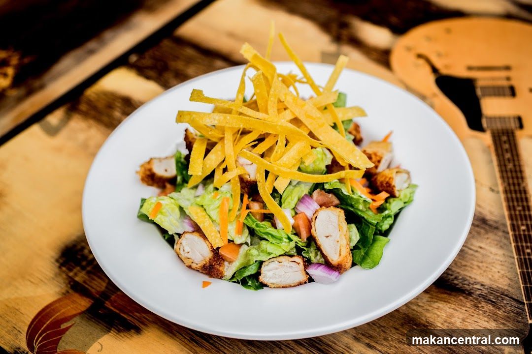 Chicken Salad with Tortilla Strips