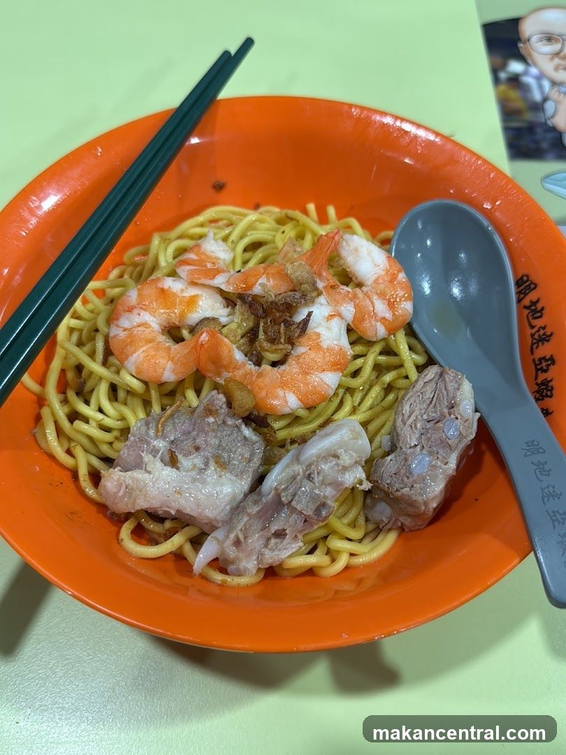 Noodles with Shrimp and Pork Ribs